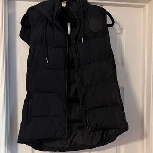 Fabletics Women's Black Puffer Vest